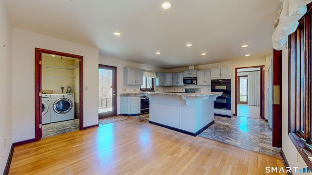 19 Marchant Road, Redding, CT 06896