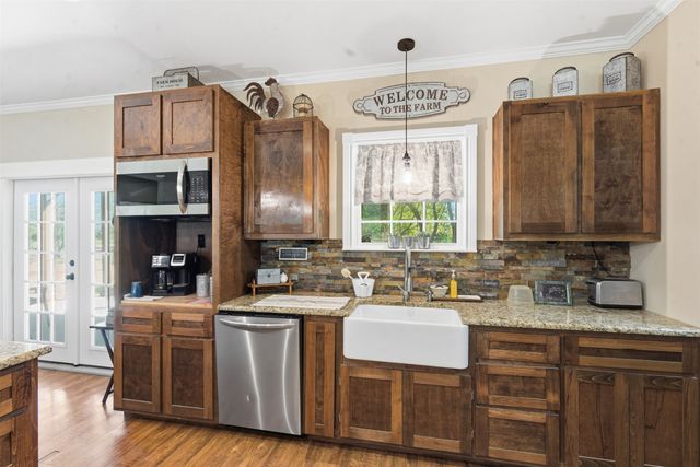 894 Hcr 1429, Covington, TX 76636