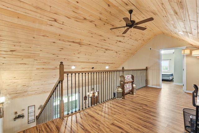 894 Hcr 1429, Covington, TX 76636