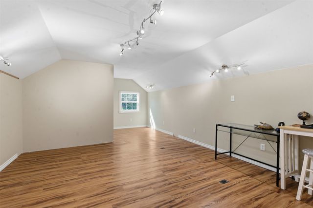 894 Hcr 1429, Covington, TX 76636