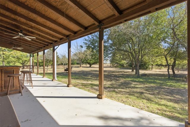 894 Hcr 1429, Covington, TX 76636