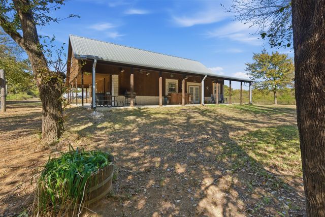 894 Hcr 1429, Covington, TX 76636