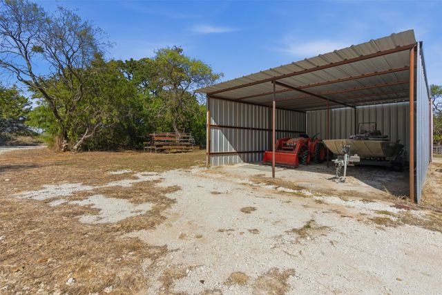 894 Hcr 1429, Covington, TX 76636