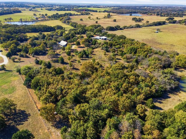 894 Hcr 1429, Covington, TX 76636