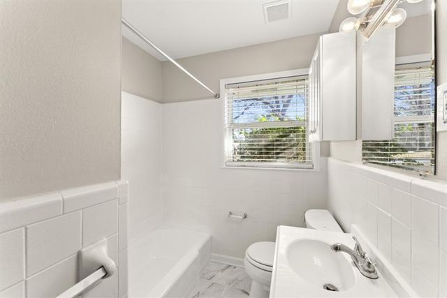 2352 Elmwood Circle SE, Atlanta, GA 30339