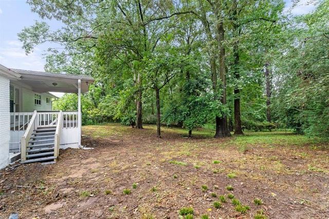 2352 Elmwood Circle SE, Atlanta, GA 30339