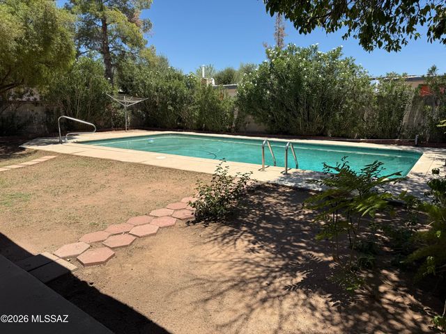 2018 N Rosemary Drive, Tucson, AZ 85716