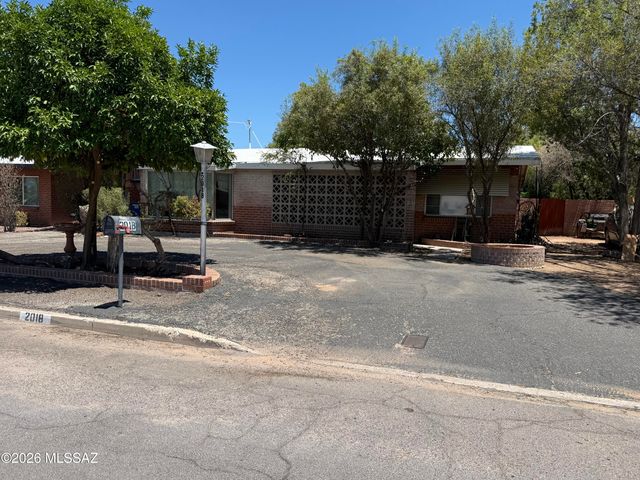 2018 N Rosemary Drive, Tucson, AZ 85716