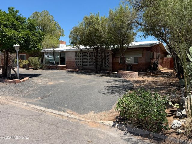 2018 N Rosemary Drive, Tucson, AZ 85716