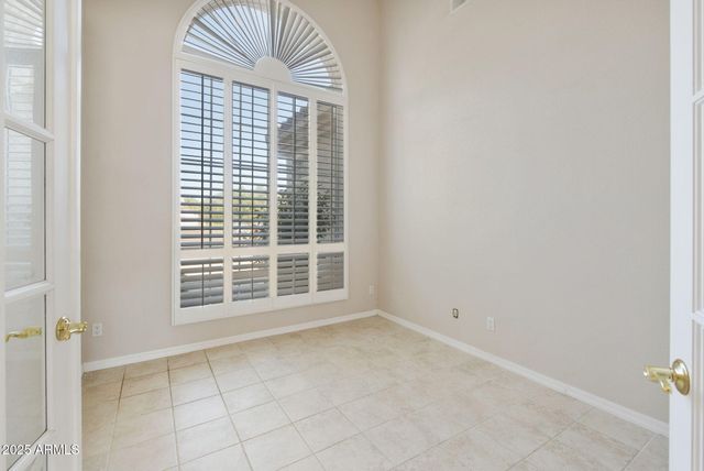 5839 W DEL LAGO Circle, Glendale, AZ 85308