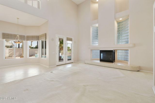 5839 W DEL LAGO Circle, Glendale, AZ 85308