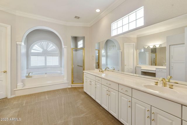 5839 W DEL LAGO Circle, Glendale, AZ 85308