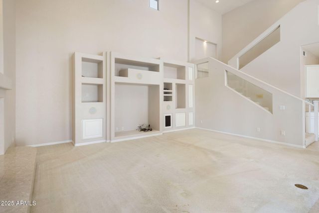 5839 W DEL LAGO Circle, Glendale, AZ 85308