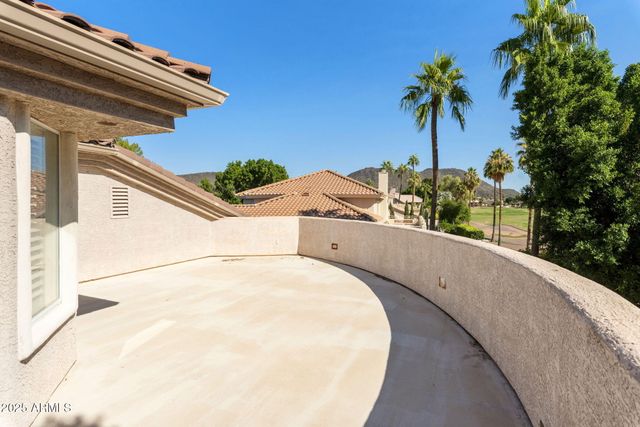 5839 W DEL LAGO Circle, Glendale, AZ 85308