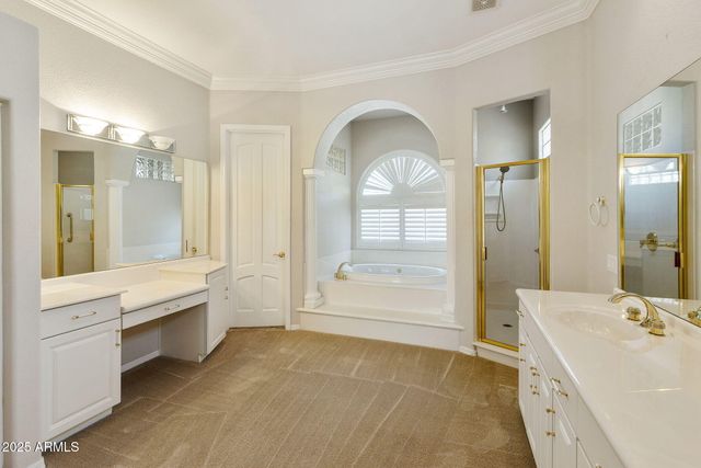 5839 W DEL LAGO Circle, Glendale, AZ 85308