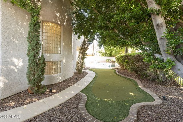 5839 W DEL LAGO Circle, Glendale, AZ 85308