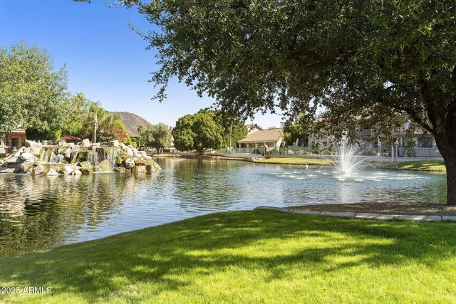 5839 W DEL LAGO Circle, Glendale, AZ 85308