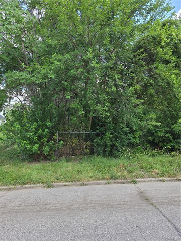 2540 Beals Street, Detroit, MI 48214