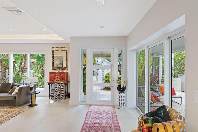 2124 Coral Shores Drive, Fort Lauderdale, FL 33306
