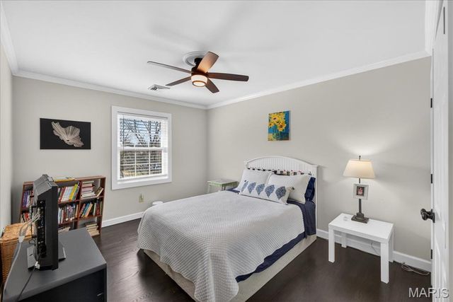 1324 Brynnwood Drive, Ladue, MO 63124