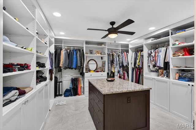 1324 Brynnwood Drive, Ladue, MO 63124