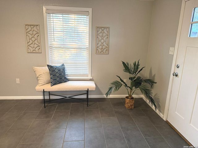 102 ANTRIM DR, San Antonio, TX 78218