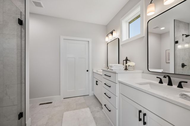 7635 Ochoa Avenue NE, Otsego, MN 55330