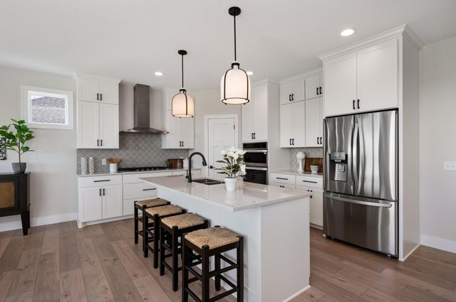 7635 Ochoa Avenue NE, Otsego, MN 55330