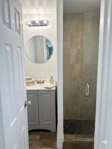 1527 NW 63rd Street, Miami, FL 33147