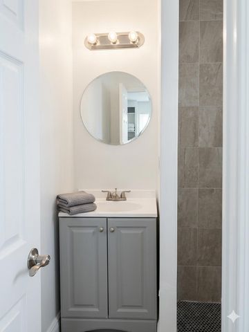 1527 NW 63rd Street, Miami, FL 33147