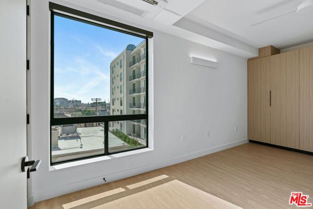 3667 Keystone Avenue 334, Los Angeles, CA 90034