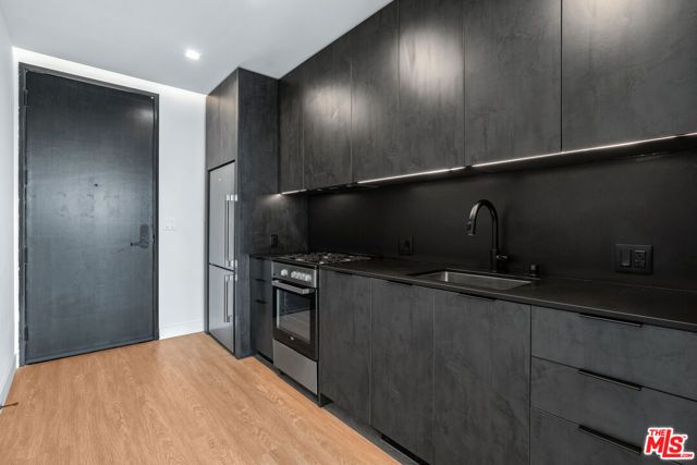 3667 Keystone Avenue 334, Los Angeles, CA 90034