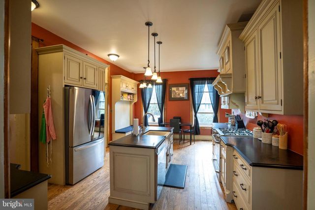 140 E LINN ST, Bellefonte, PA 16823