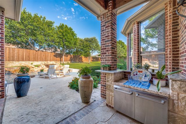 520 WILLOW RIDGE Circle, Prosper, TX 75078