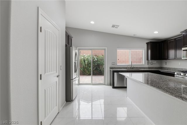 4557 Rockland Break Court, Las Vegas, NV 89147