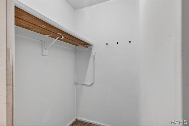 2405 Buttonwood Court, Florissant, MO 63031