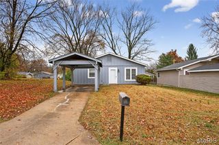 2405 Buttonwood Court, Florissant, MO 63031