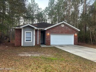 6061 W Madison Street, Bay Saint Louis, MS 39520