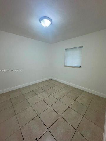 6901 Thomas Street, Hollywood, FL 33024