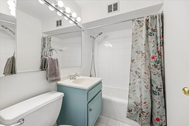 1538 Park Avenue 1B, River Forest, IL 60305