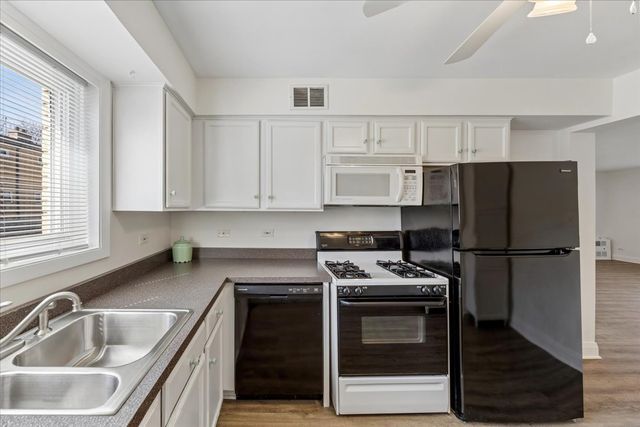 1538 Park Avenue 1B, River Forest, IL 60305