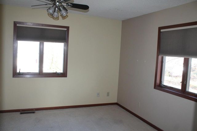 2027 Charles STREET, La Crosse, WI 54603