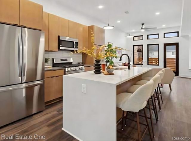 1547 Pallister Street 11, Detroit, MI 48206