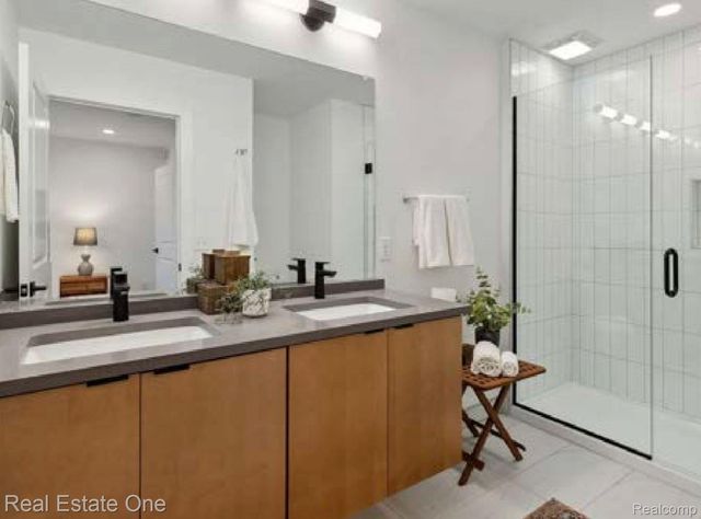 1547 Pallister Street 11, Detroit, MI 48206