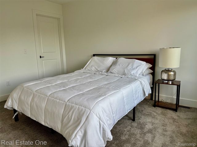 1547 Pallister Street 11, Detroit, MI 48206