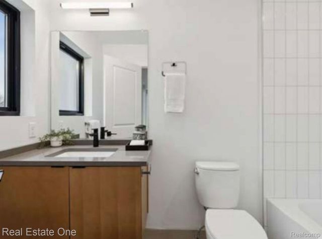 1547 Pallister Street 11, Detroit, MI 48206