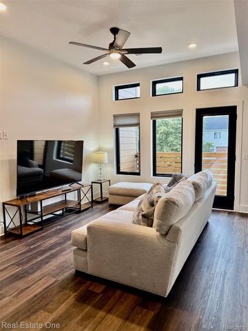 1547 Pallister Street 11, Detroit, MI 48206