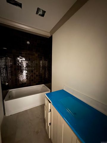 5 Mountain Brook Road, Little Rock, AR 72223