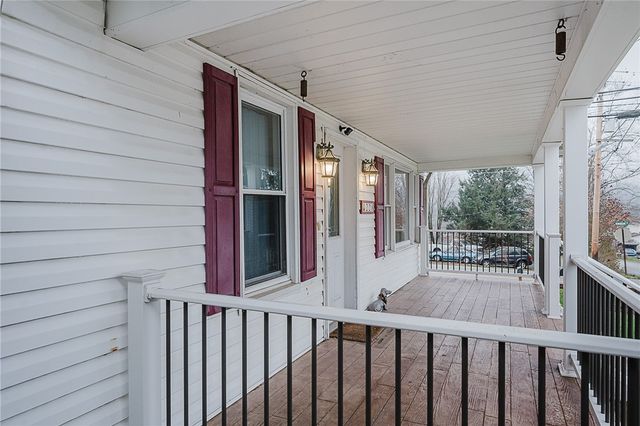 228 Harrison Ave, Robinson, PA 15949