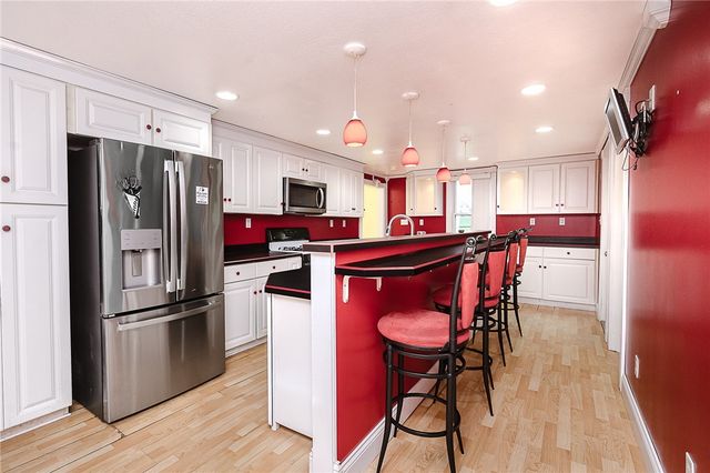 228 Harrison Ave, Robinson, PA 15949